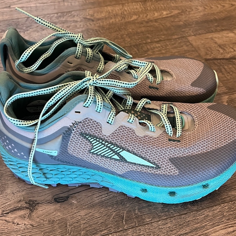 Altra Athletic Shoes in Gray and Teal